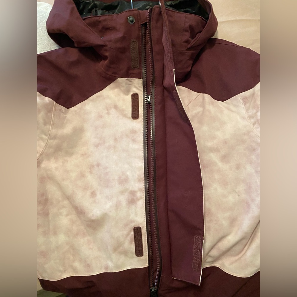 Volcom Womens Snowboard Shell Size S - Like New - image 4